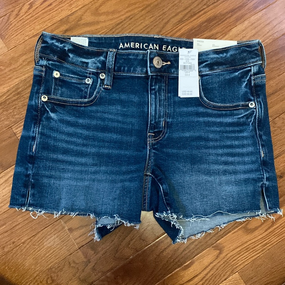 American Eagle size 4, 27, Midi stretch ripped Jean shorts